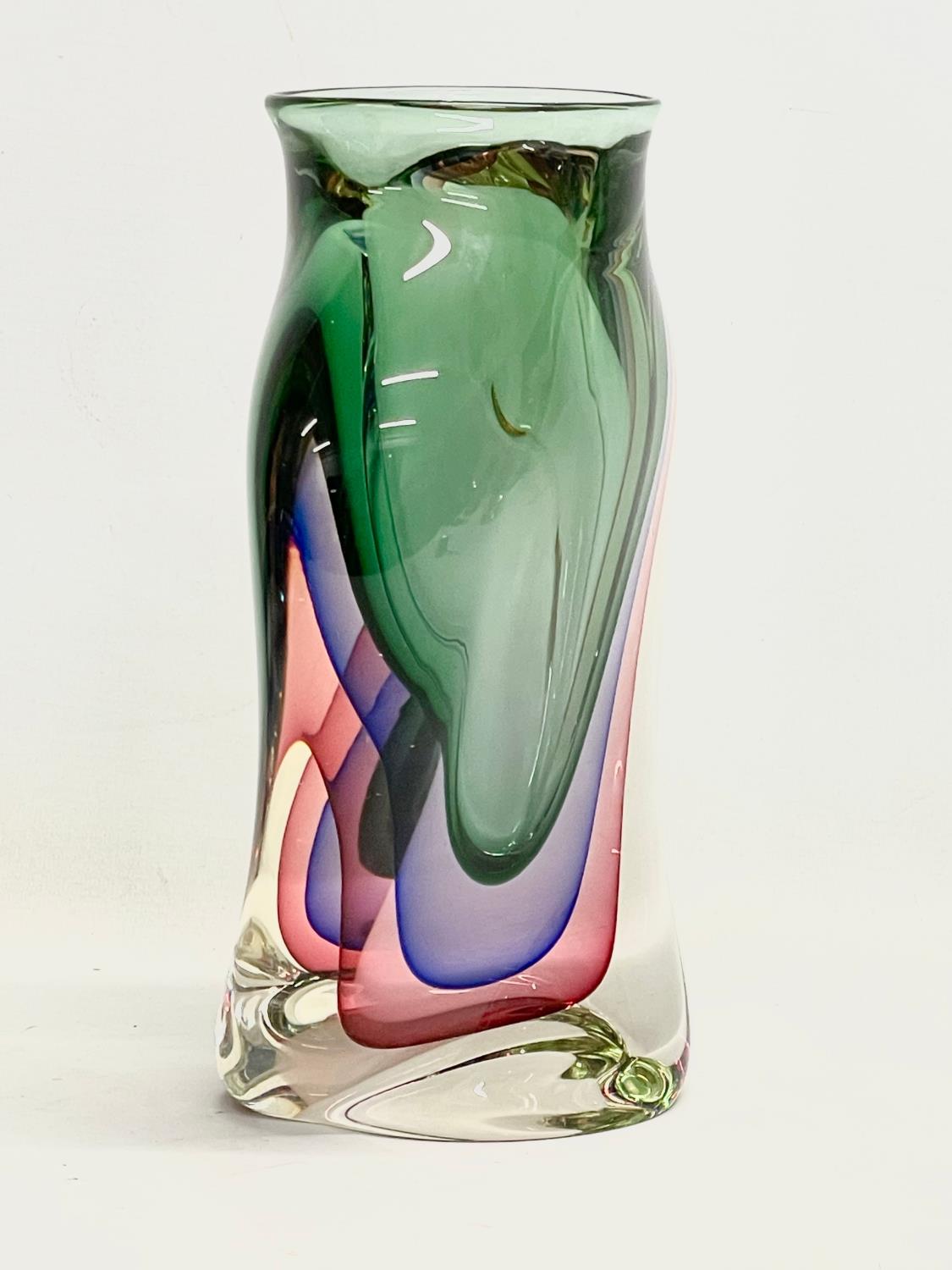 A large Luigi Onesto Art Glass ‘Cobra’ vase, designed for Oball Murano Sommerso. 18x11x26.5cm. - Image 3 of 5