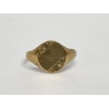 A 9ct gold ring. 1.70 grams.