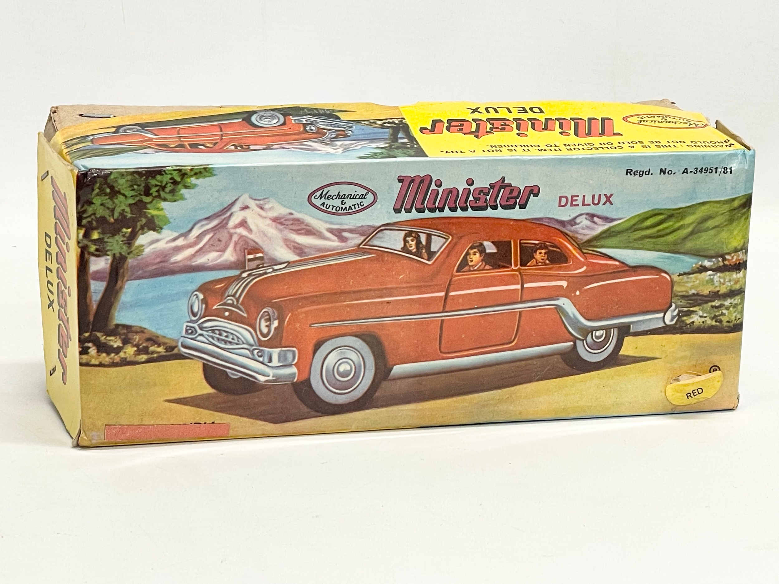 A vintage tin plate Mechanical & Automatic ‘Minister Delux’ collectors Pontiac car in original - Image 6 of 6
