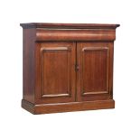 A Victoorian mahogany side cabinet with a drawer. 93x45.5x89.5cm