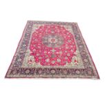 A very large Middle Eastern hand knotted rug, 414x308cm