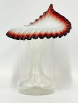 A large vintage Fenton Glass Jack in the Pulpit. 21x18x29cm