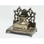 A late 19th century silver plated inkwell. 10x7.5x9.5cm