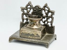 A late 19th century silver plated inkwell. 10x7.5x9.5cm