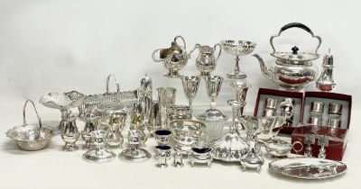 A collection of silver plate.