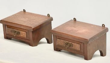 A pair of late Victorian wall mounted brackets with drawer. 26.5x20x18.5cm