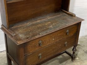 A vintage oak kitchen dresser. 107x45x179cm