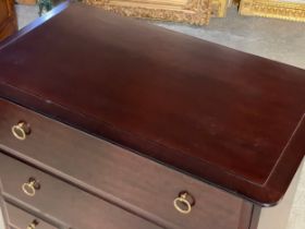 A very clean tall Stag chest of drawers. 82x46.5x112cm