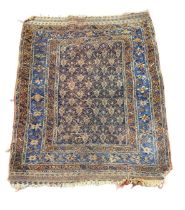 An early 20th century Middle Eastern hand knotted rug. 120x165cm