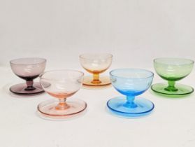 A set of vintage dessert glasses. 10x8.5cm