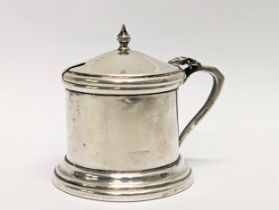 A silver salt pot. Birmingham, 1933. John Rose. 6cm. 40.3g. No liner.