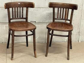 A pair of early 20th century Polish Bentwood chairs. Polish Bentwood Furniture Industry. Krakow.