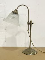 A telescopic brass lamp. 48cm
