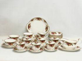 33 pieces of Royal Albert ‘Old Country Roses’ cake plate, 6 soup bowls, gravy boat and saucer.