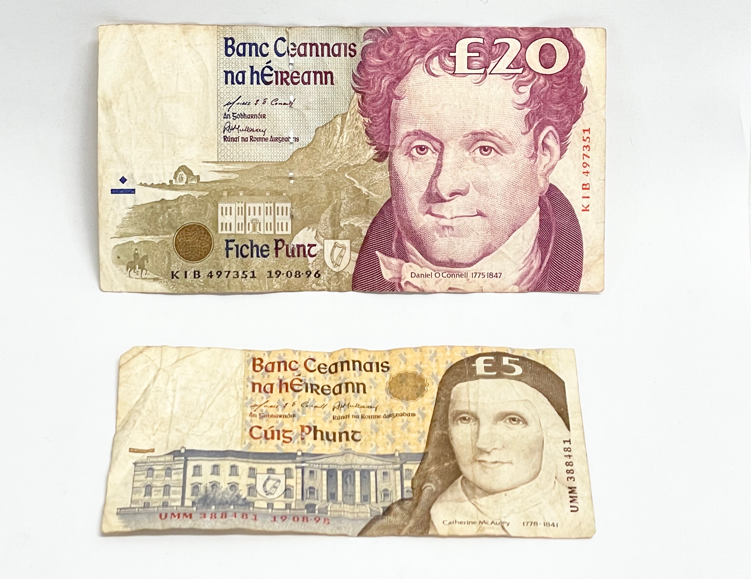 2 Irish bank notes. A £20 Central Bank of Ireland. £5 Central bank of Ireland.