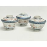 A set of 3 mid to late 19th century Chinese porcelain bowls and covers. 11x9cm