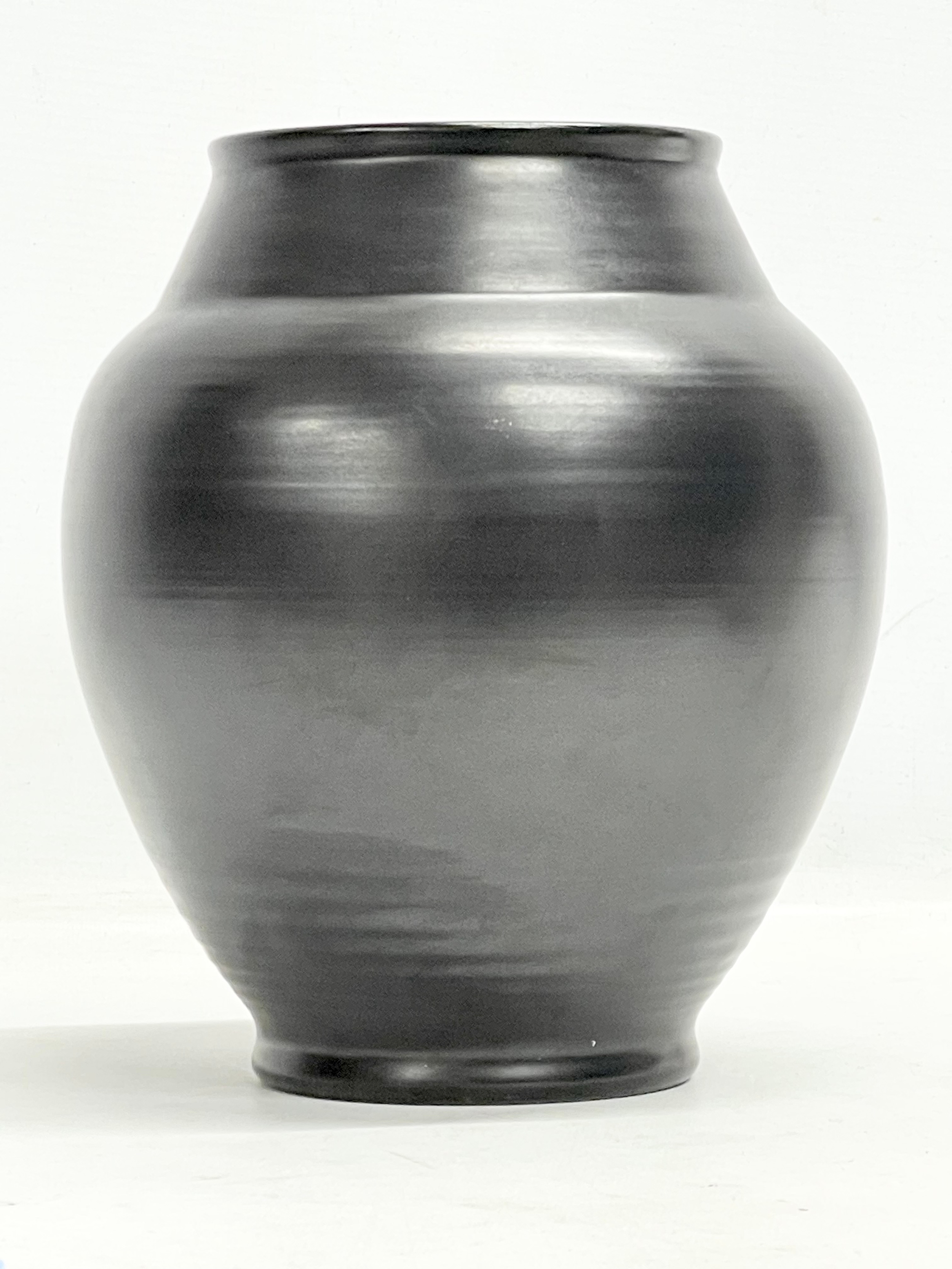 A 1930’s Pilkington's Royal Lancastrian black glazed vase. 20x23cm - Image 2 of 5
