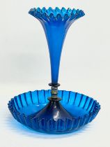 A Victorian Bristol Blue epergne. 23x29cm