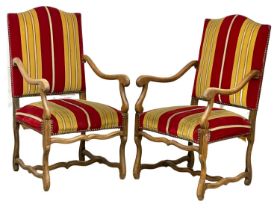 A pair of vintage French provincial style armchairs. 65x60x117cm