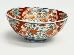 A late 19th century Japanese Imari pattern bowl. 18x8cm