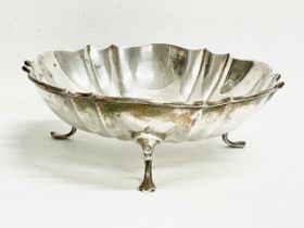A silver Art Nouveau bowl. London. 1908. 247 grams. 18.5x18.5x6cm