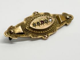 A 9ct gold Victorian brooch. 2.28 grams.