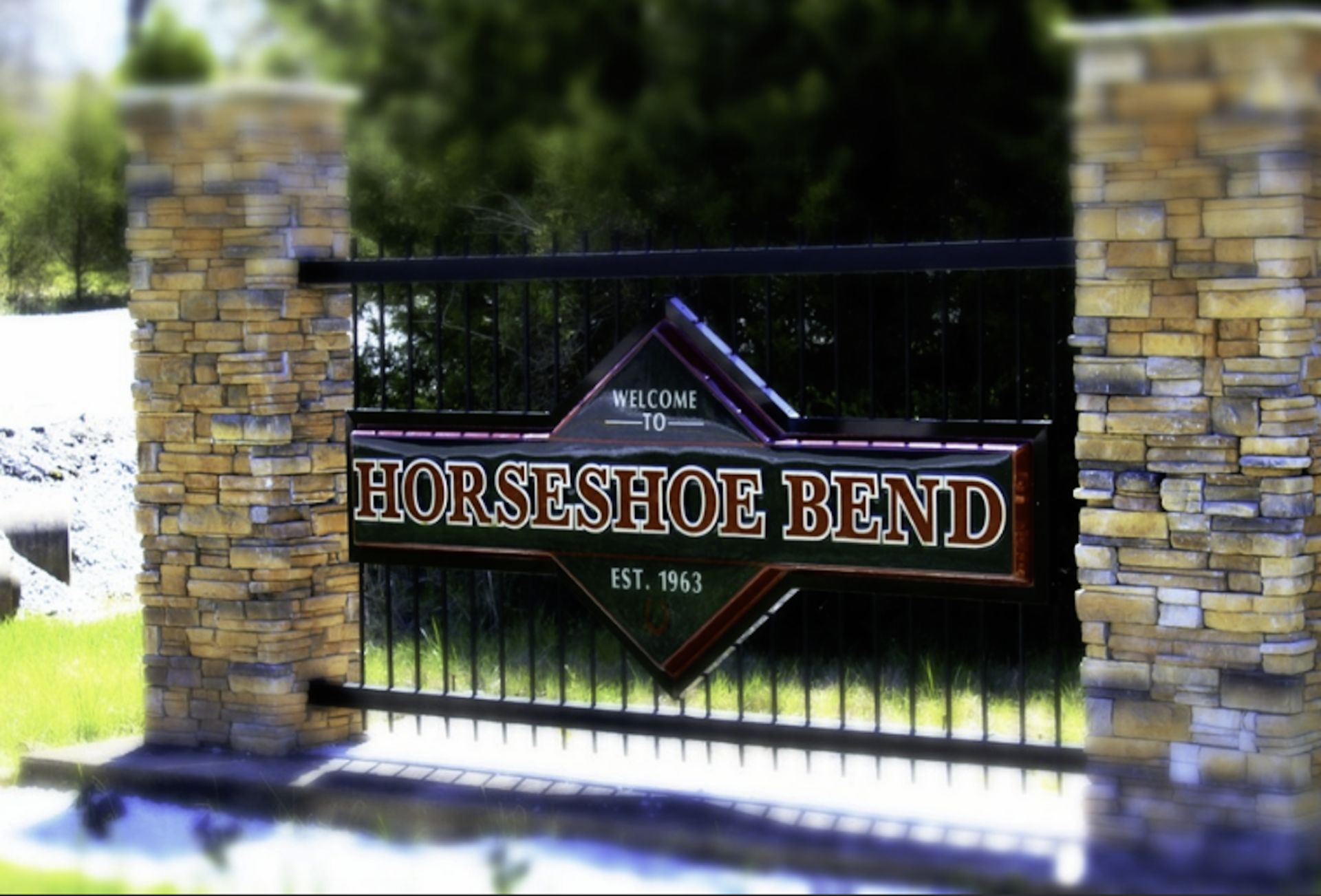Live in Horseshoe Bend, the Crown of Communities in Izard County, Arkansas! - Image 10 of 10
