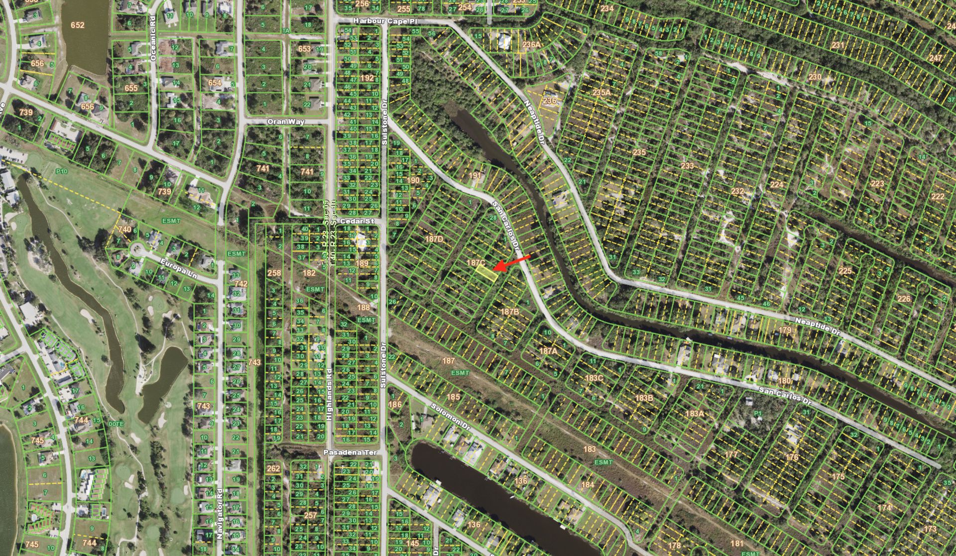 Easy Access to Peace River: Charlotte County, Florida's Best Location! - Image 9 of 15