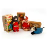 3 Japan Uhrwerk Spielzeuge, ALPS ”Cubby the Reading Bear”, ”Dancing Doll” und CK Hund ”Pochi”,