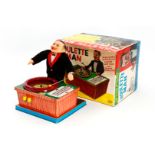 JF / Plaything ”Roulette Man”, Japan, Blech/Filz/Kunststoff, mit Spielplan, Spielchips fehlen, L