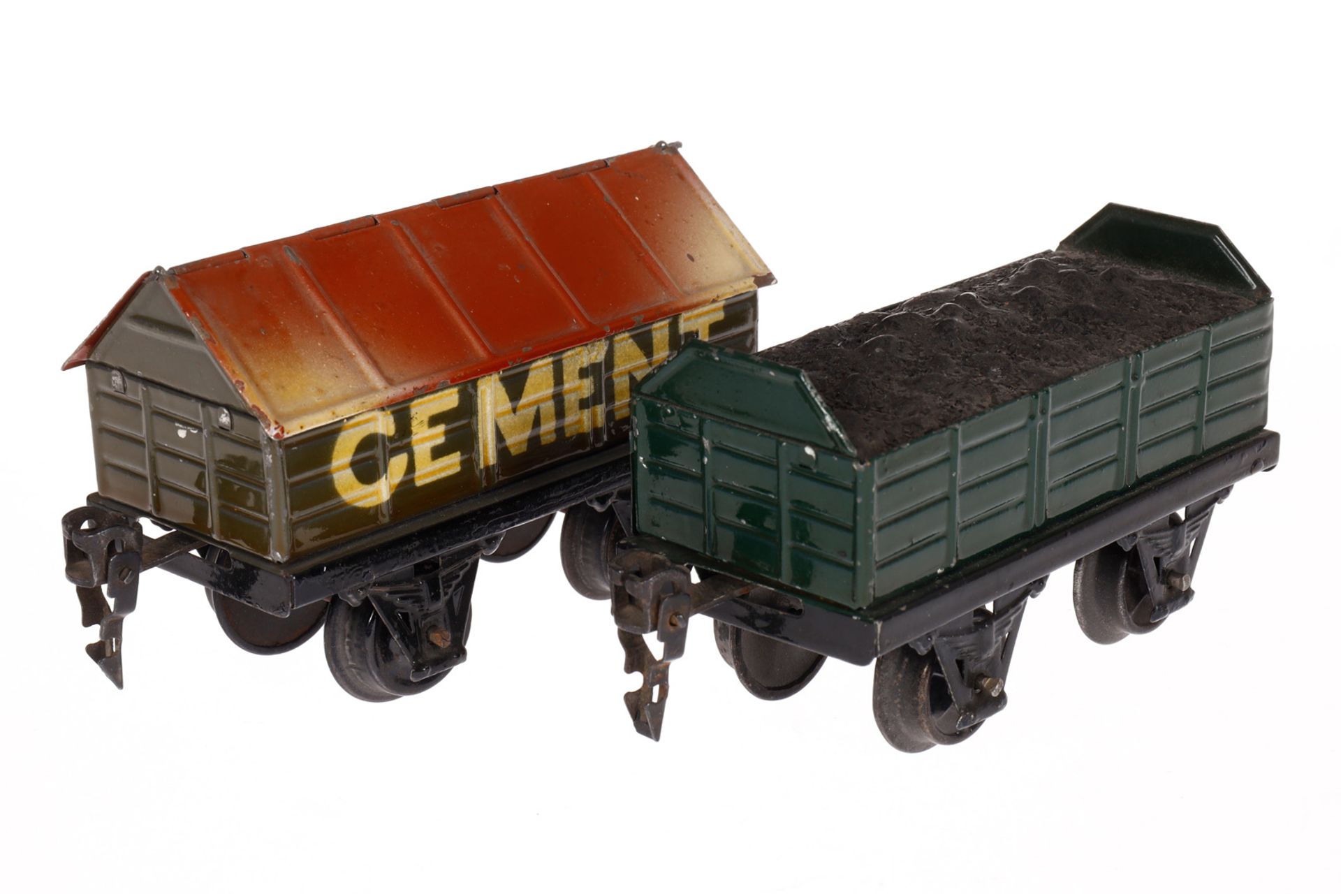 2 Märklin Güterwagen, Spur 0, HL, LS tw ausgeb., gealterter Lack, L 11, Z 3