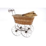 Kinderwagen, Korbgeflecht, mit Verdeck (def.), uralt, mit Holzgriff, L 70, Z 3