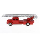 Märklin Feuerwehr 8023, Guss, rot, Alterungsspuren, Z 2