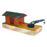 Märklin Güterschuppen mit Kran, HL, LS, gealterter Lack, L 36, Z 3