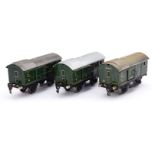 3 Märklin Gepäckwagen 1760, Spur 0, LS, 1 Dach nachlackiert, Z 3