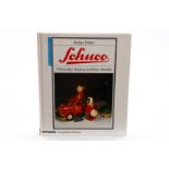 Buch ”Schuco”, Vollständiger Katalog sämtlicher Modelle, 447 Seiten, leichte Gebrauchsspuren