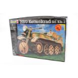 Revell Bausatz NSU Kettenkrad, Maßstab 1:9, wohl komplett, Alterungsspuren, im leicht besch. OK, Z