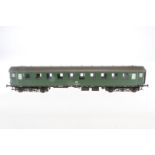 J & M Models Personenwagen ”20-10 004-8”, Spur 1, grün, mit Inneneinrichtung und Beleuchtung, 2.