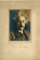 SCIENCE - Albert Einstein (Ulm 1879 - Princeton 1955)