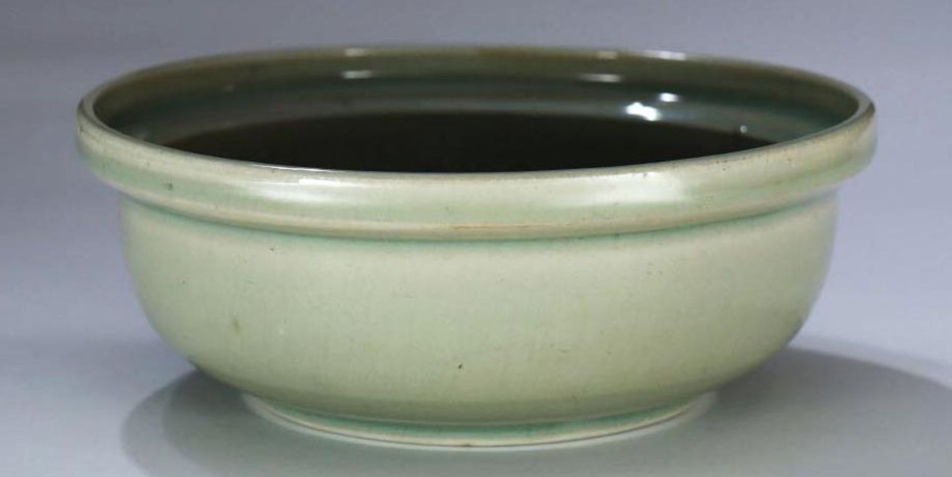 Five Dynasties to Song -- Yue kiln celadon washer - Bild 3 aus 4