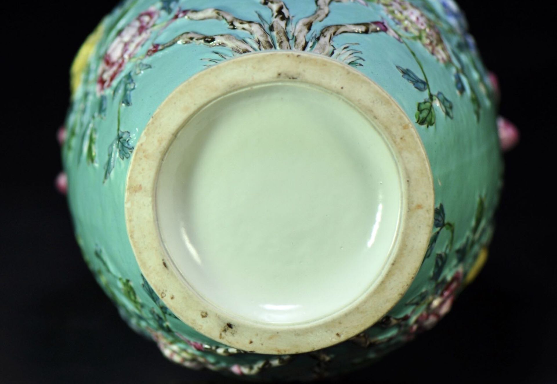 A Qing Dynasty 19th century porcelain vase - Bild 3 aus 3