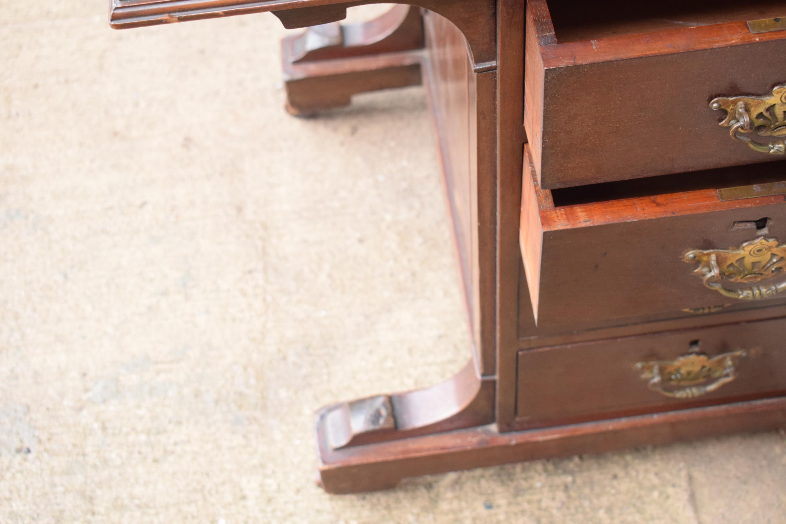 Edwardian Davenport desk with red leather inset and imitation drawers to left-hand side. 92cm - Image 11 of 11