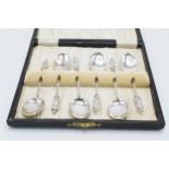 Cased set of 6 hallmarked silver tea spoons, 30.6 grams, Birmingham 1900.