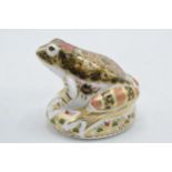 Royal Crown Derby paperweight in the form of an Imari Frog, limited edition. First quality with