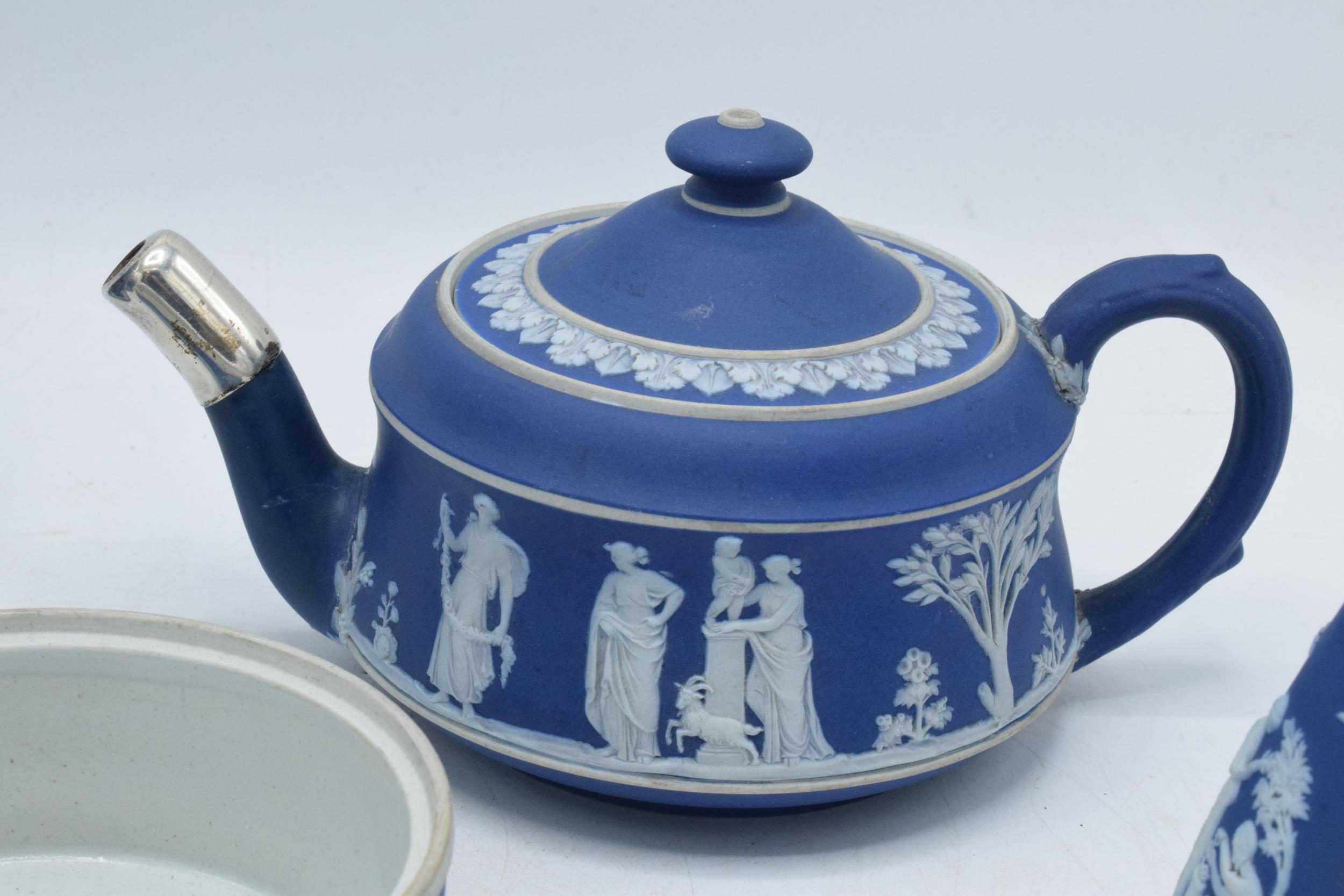 19th century and later Wedgwood Jasperware in dip / dark blue: to include a teapot, water jugs, a - Image 2 of 5