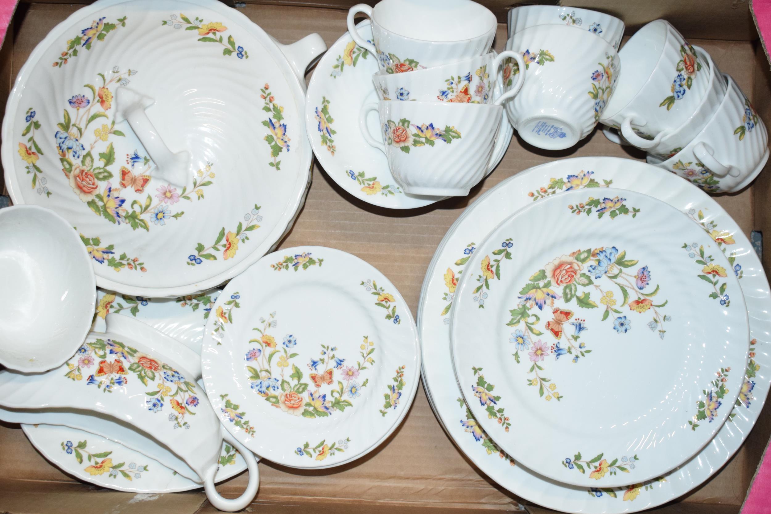 Aynsley tea and dinner ware in the 'Cottage Garden' pattern to include a tureen, cups, saucers, side
