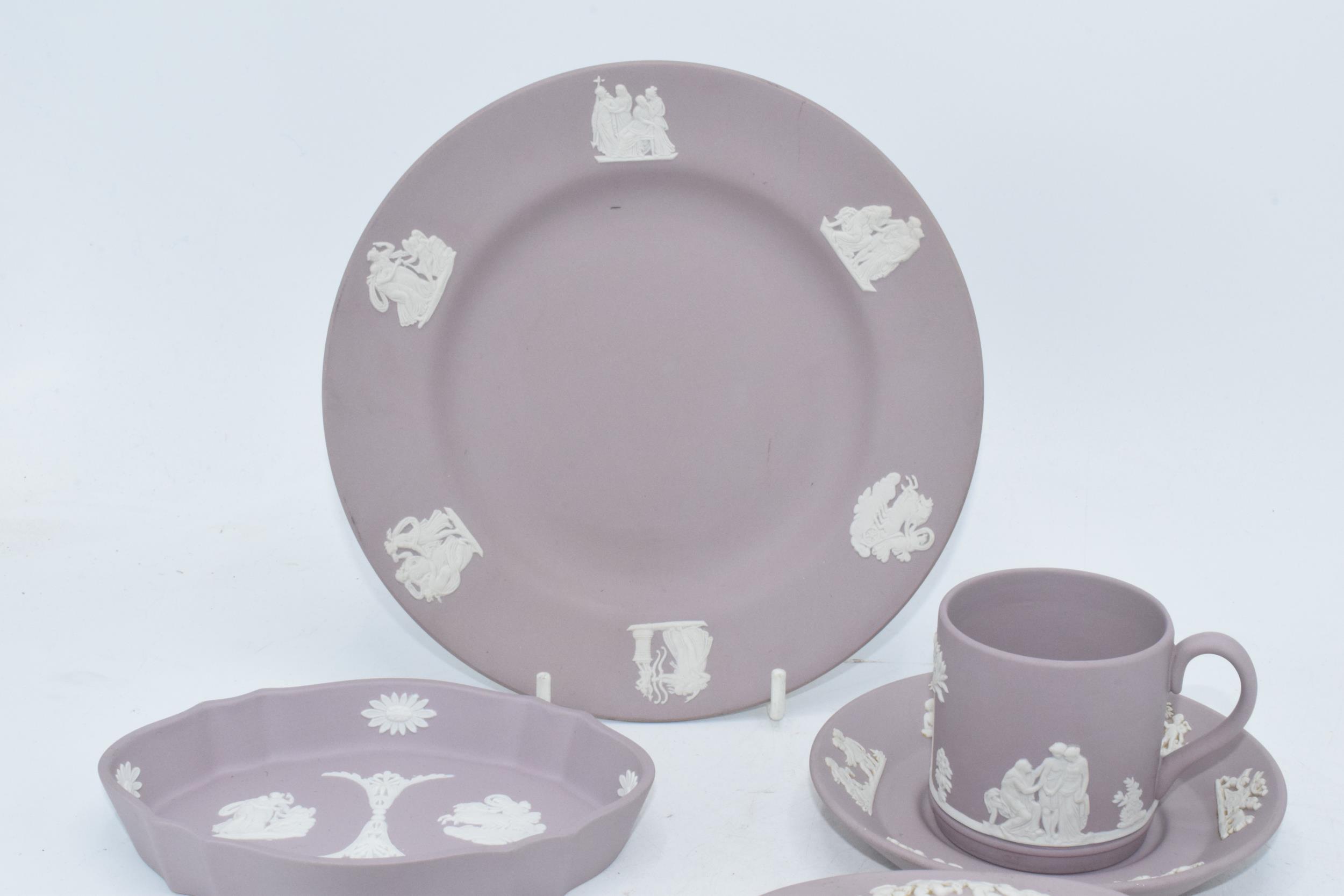 Wedgwood Jasperware in Lilac: to include a coffee can and saucer, a plate, trinket and a dish (6). - Image 2 of 3