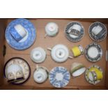 A collection of Royal Worcester tea ware to include cups and saucers to include a green gilt