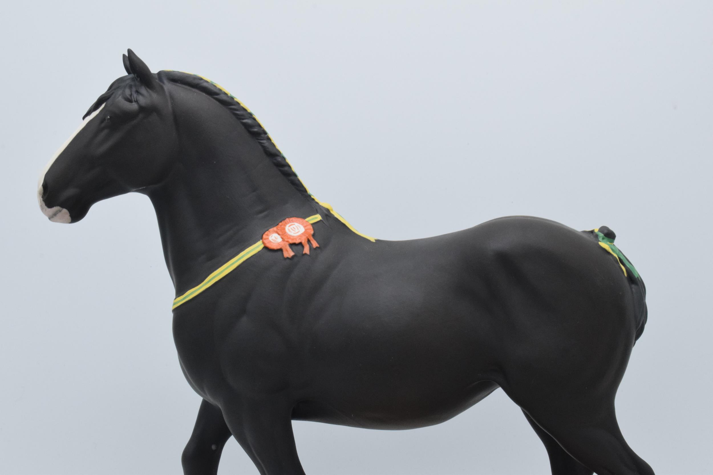 Royal Doulton large Champion Shire Horse Peakstone Lady Margaret DA237 on wooden base. In good - Image 2 of 4