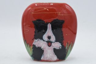 Anita Harris Art Pottery limited edition vase of a Collie: produced in an exclusive edition of 25
